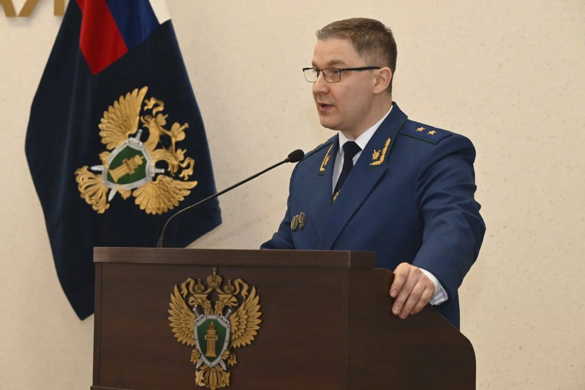 При содействии прокуратуры в Алтайском крае дополнительно выделили на решение социально важных вопросов более 10 млрд рублей При содействии прокуратуры в Алтайском крае дополнительно выделили на решение социально важных вопросов более 10 млрд рублей
