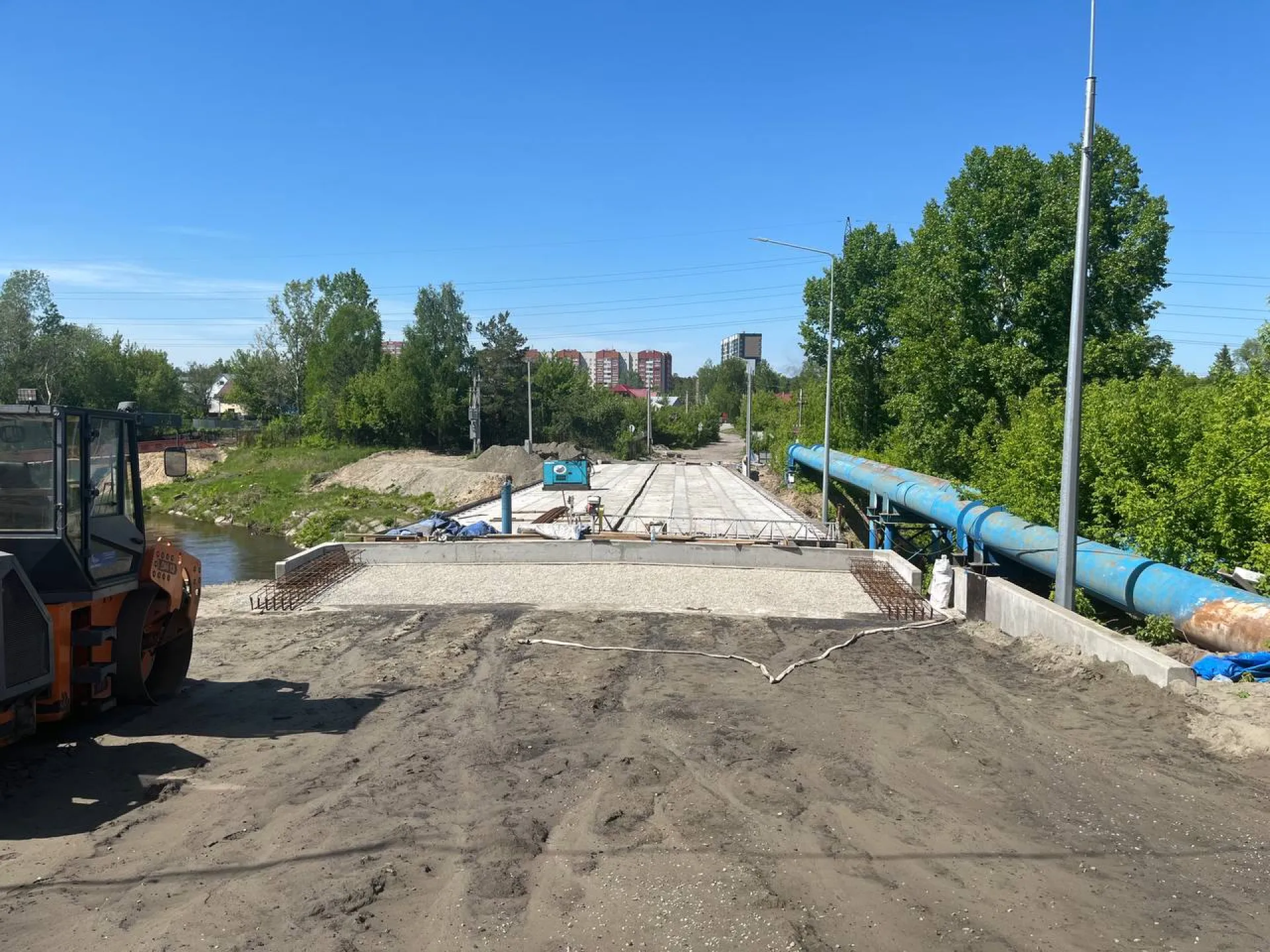 Мост через Барнаулку в микрорайоне Булыгино готовят к вводу в эксплуатацию Мост через Барнаулку в микрорайоне Булыгино готовят к вводу в эксплуатацию
