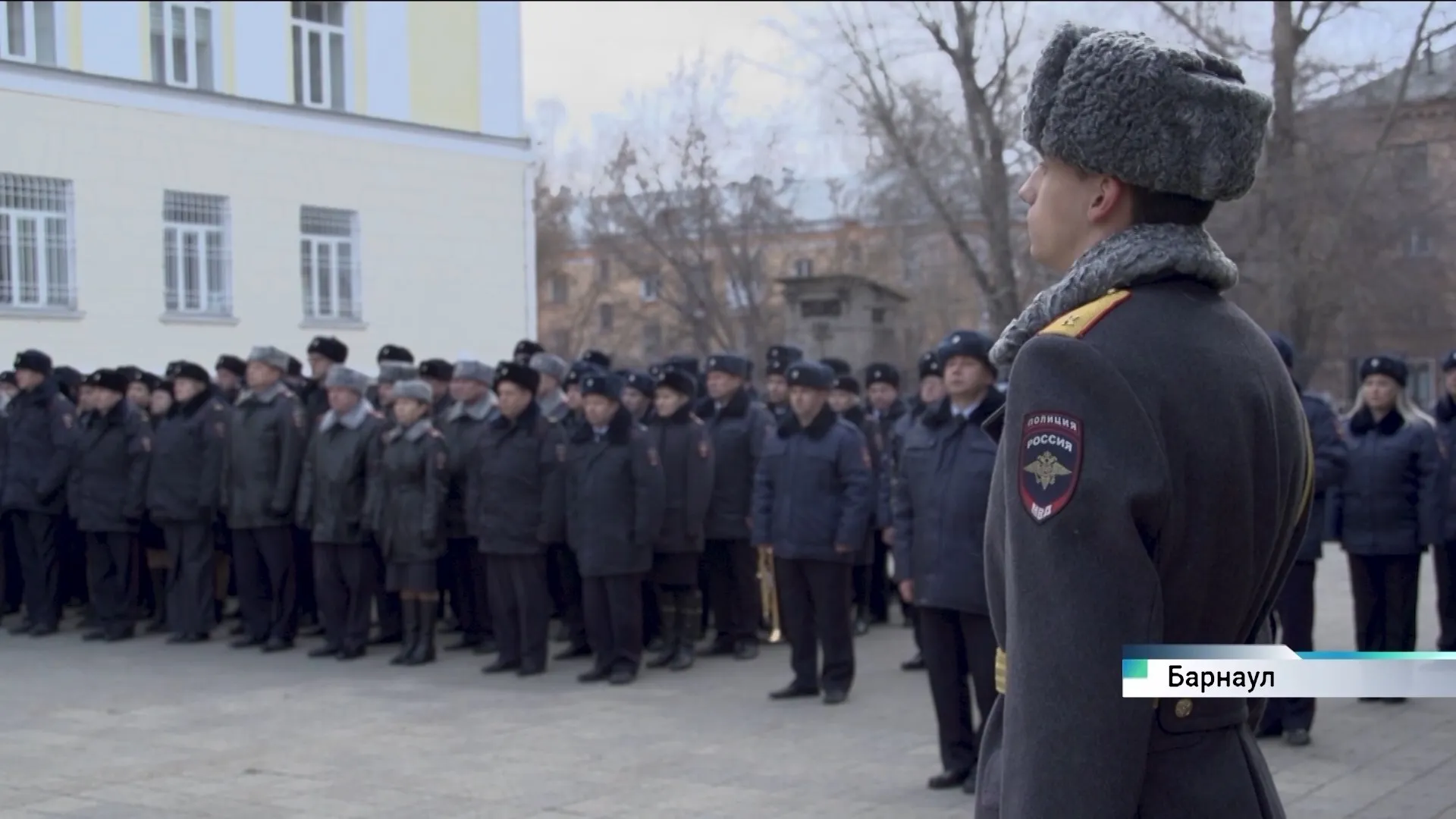 Алтайские полицейские почтили память коллег, погибших при исполнении служебного долга