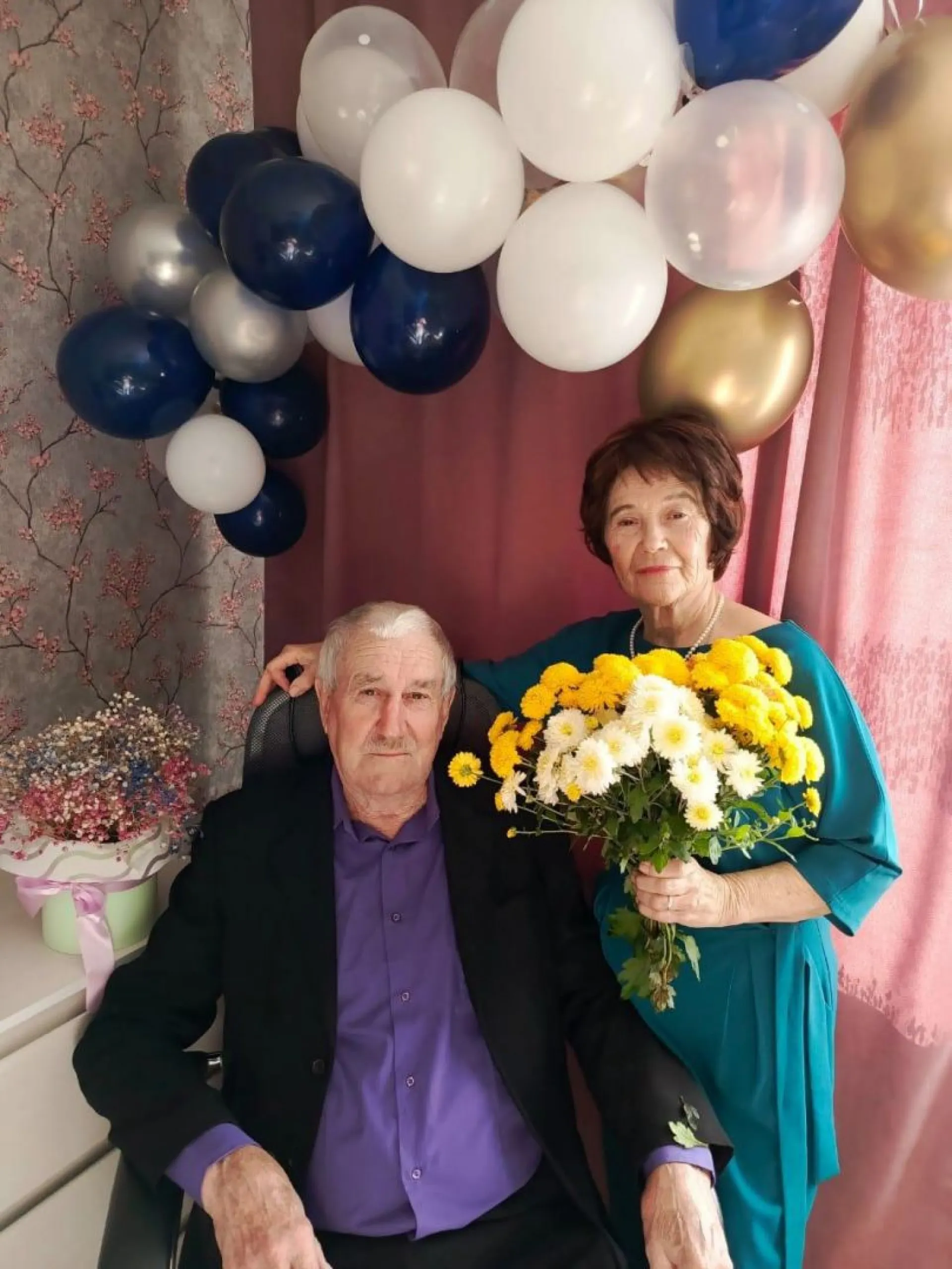 55-летие совместной жизни отметили супруги из Мамонтовского района