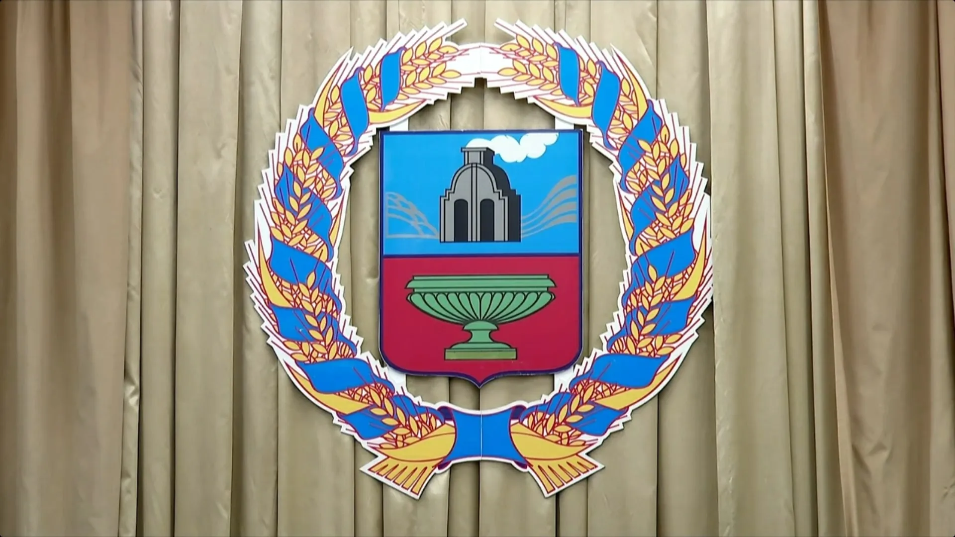 Виктор Томенко представит отчет о деятельности правительства Алтайского края