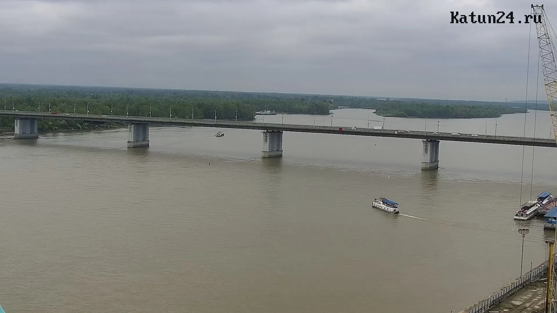 Повышение уровня воды на Оби прогнозируют в Барнауле Повышение уровня воды на Оби прогнозируют в Барнауле