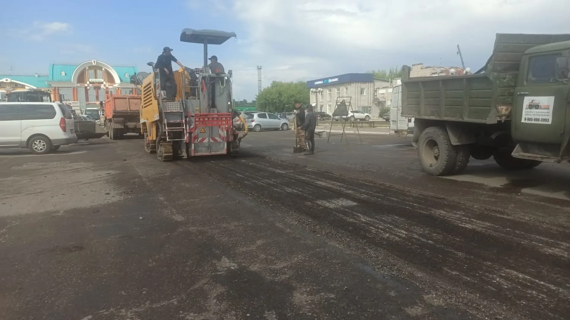 В Бийске приступили к локальному ремонту дорог