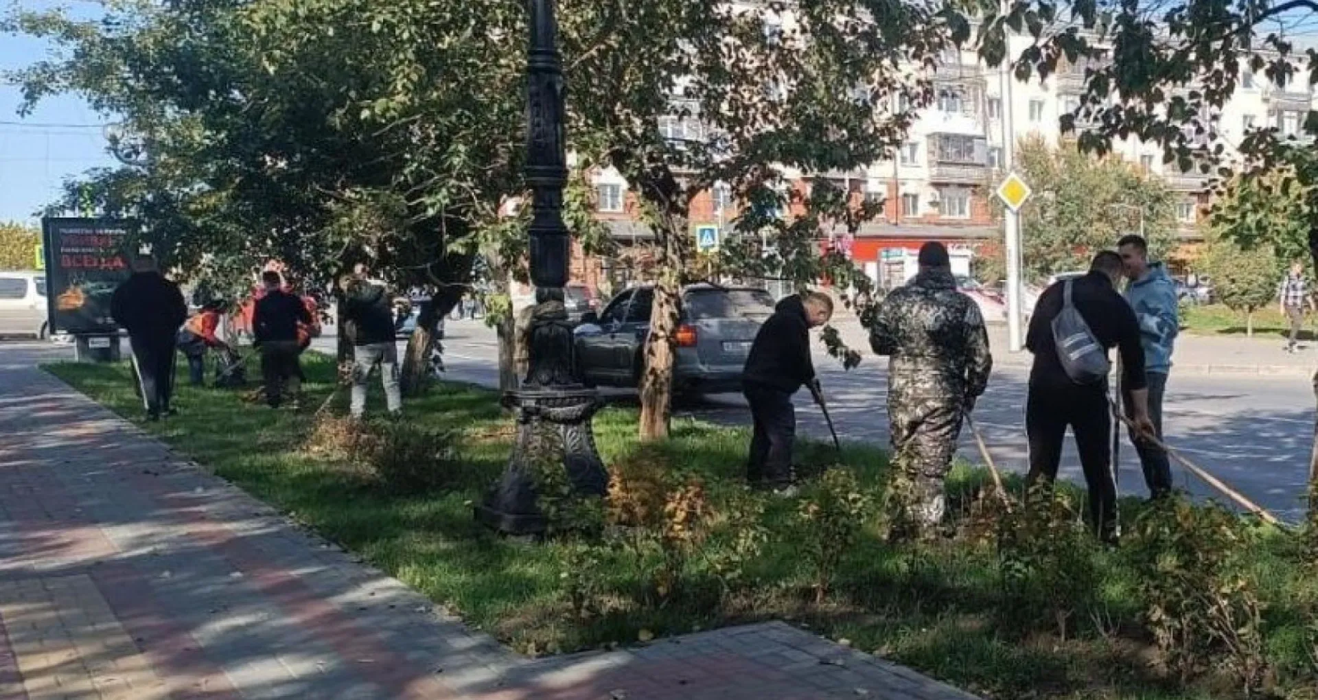 Общегородской субботник пройдет сегодня в Барнауле