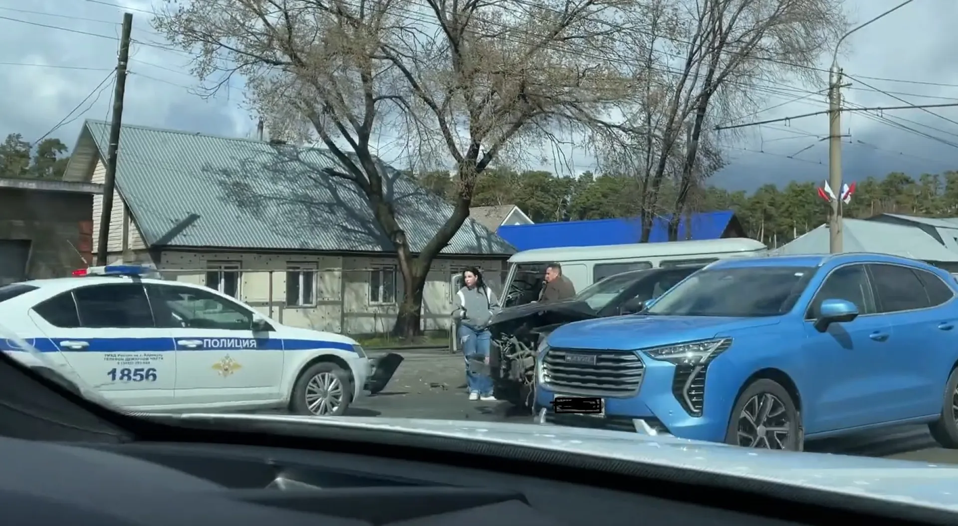 Авария произошла на Змеиногорском тракте в Барнауле