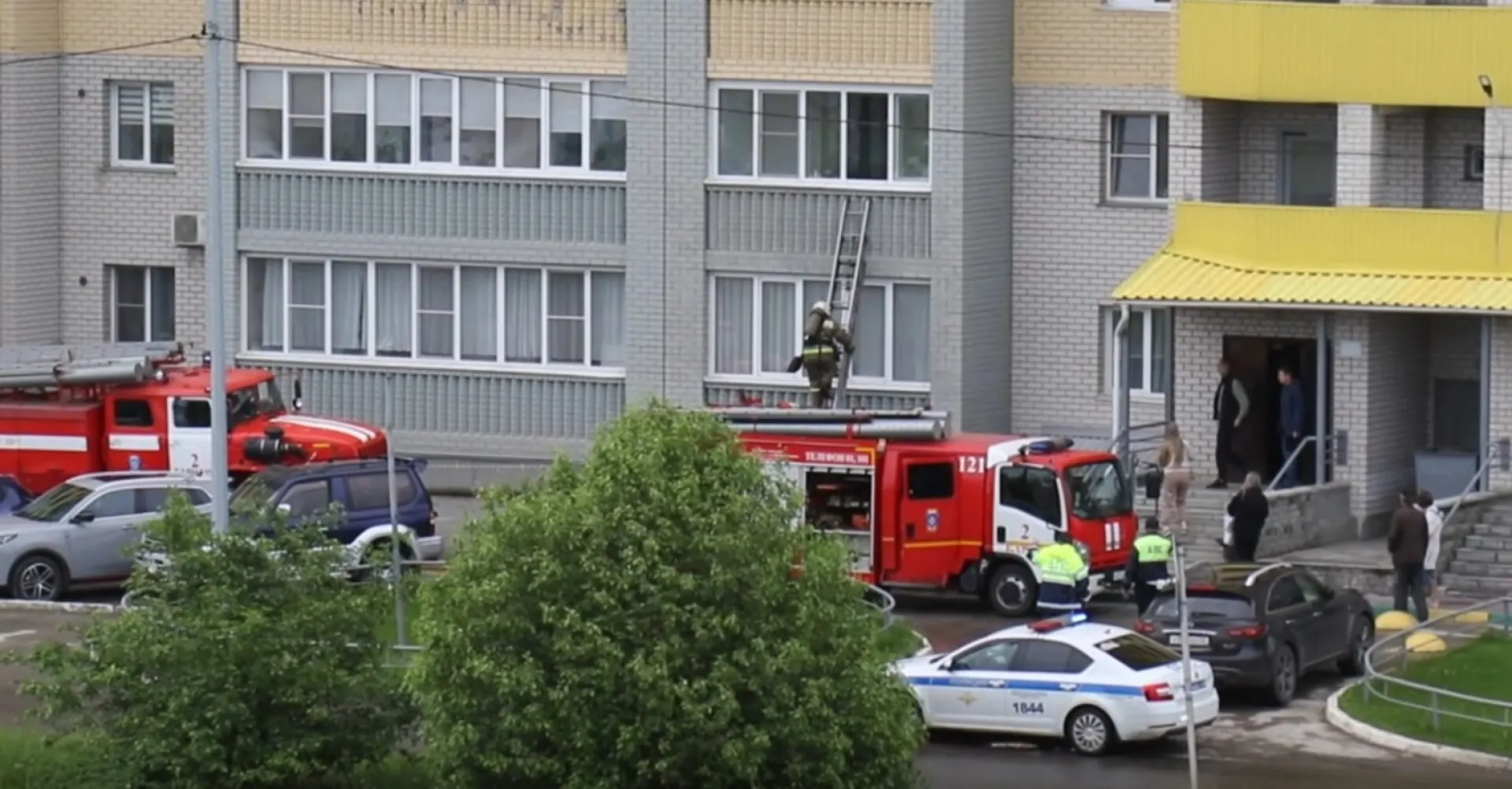 Пожар из-за плиты произошел в барнаульской многоэтажке Пожар из-за плиты произошел в барнаульской многоэтажке