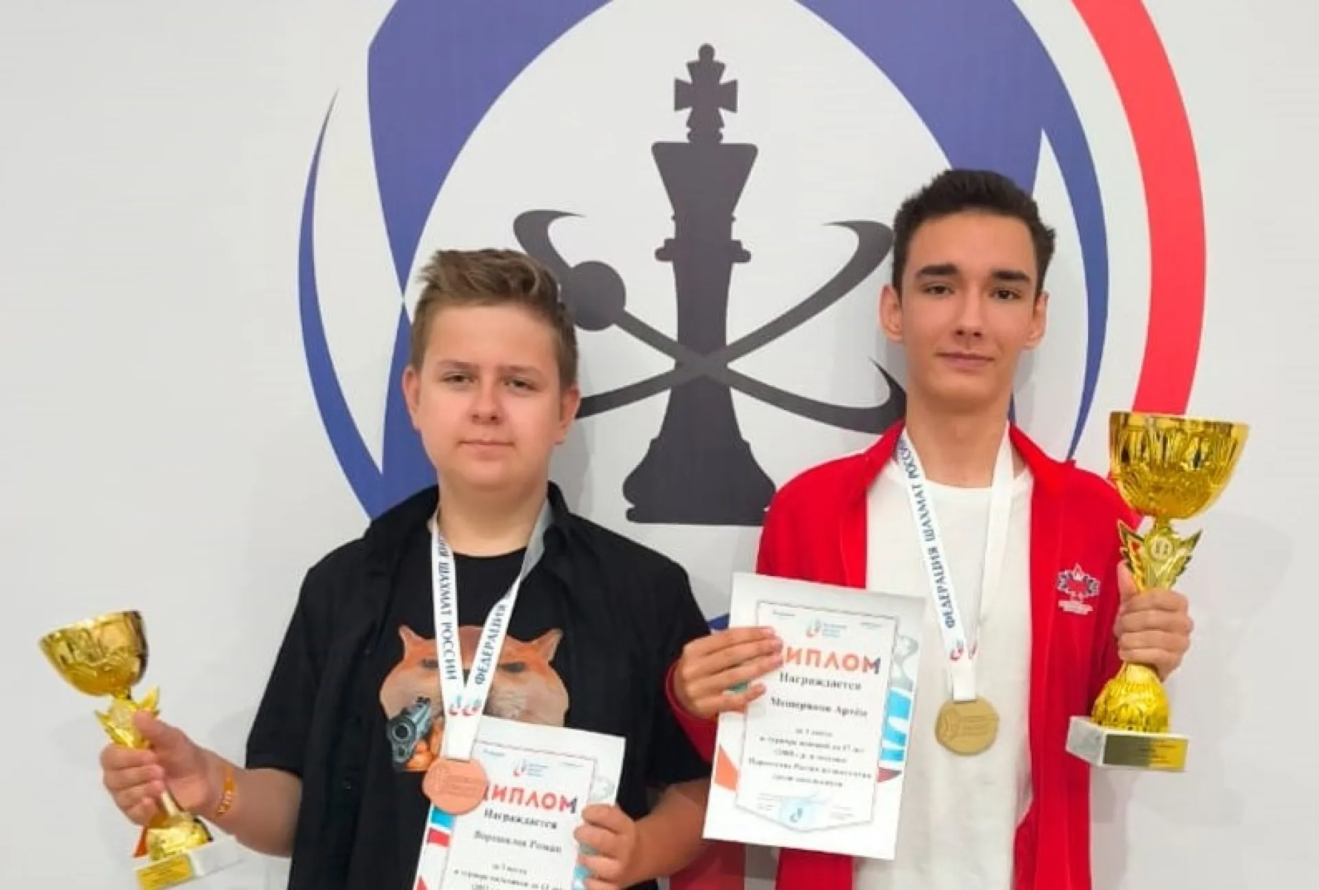 Барнаульский школьник победил на первенстве России по шахматам Барнаульский школьник победил на первенстве России по шахматам