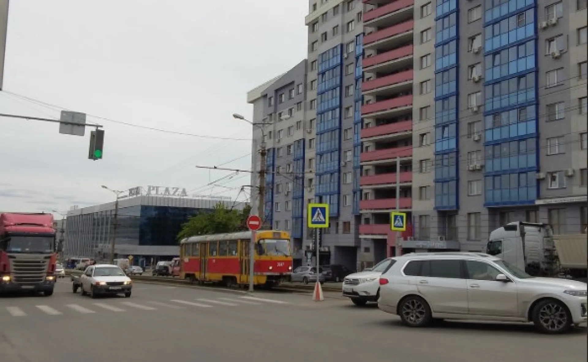 Введённый из-за бешенства карантин сняли в барнаульской многоэтажке Введённый из-за бешенства карантин сняли в барнаульской многоэтажке