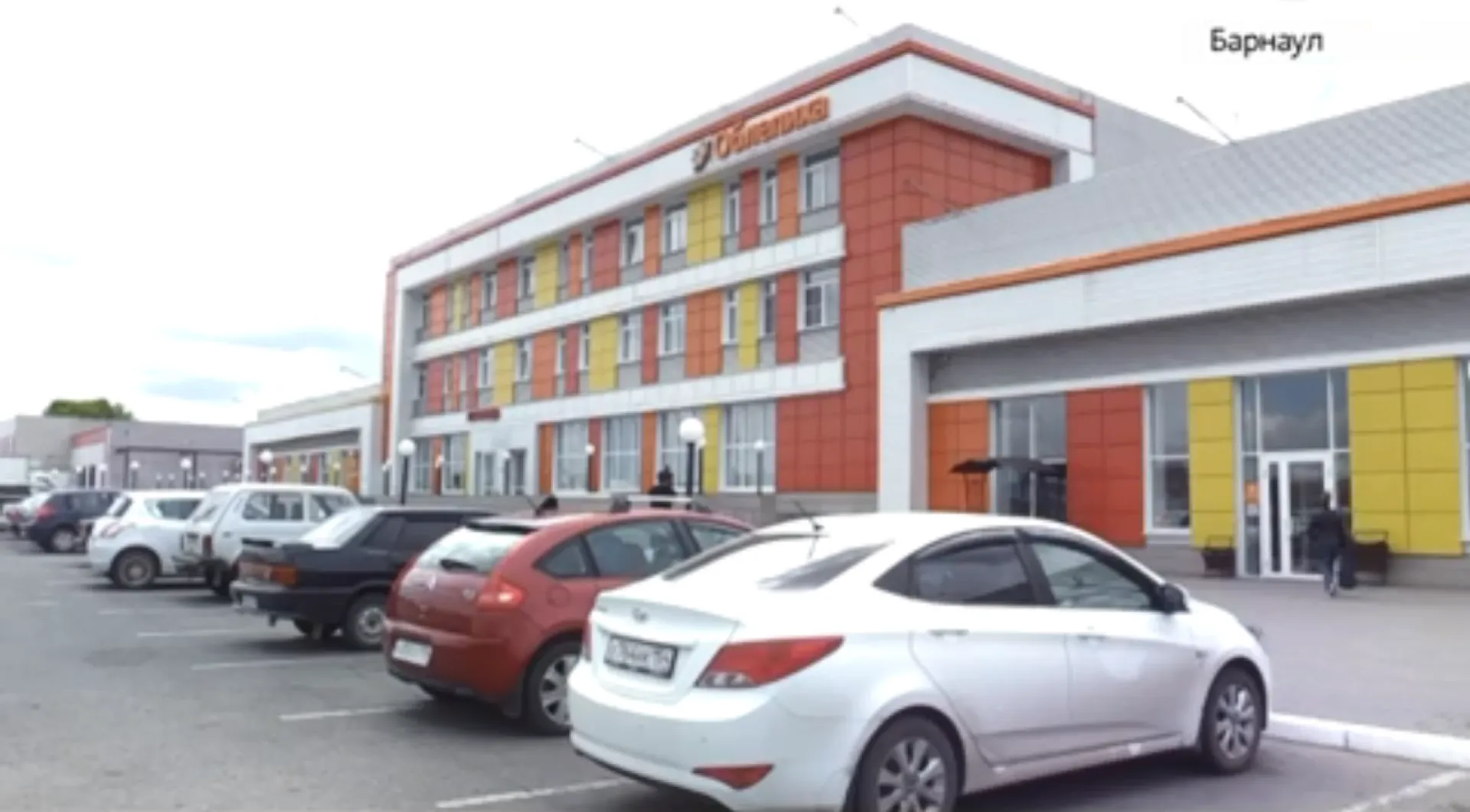 Придорожные кафе, гостиницы и заправки проверяют на двух федеральных трассах Алтайского края Придорожные кафе, гостиницы и заправки проверяют на двух федеральных трассах Алтайского края