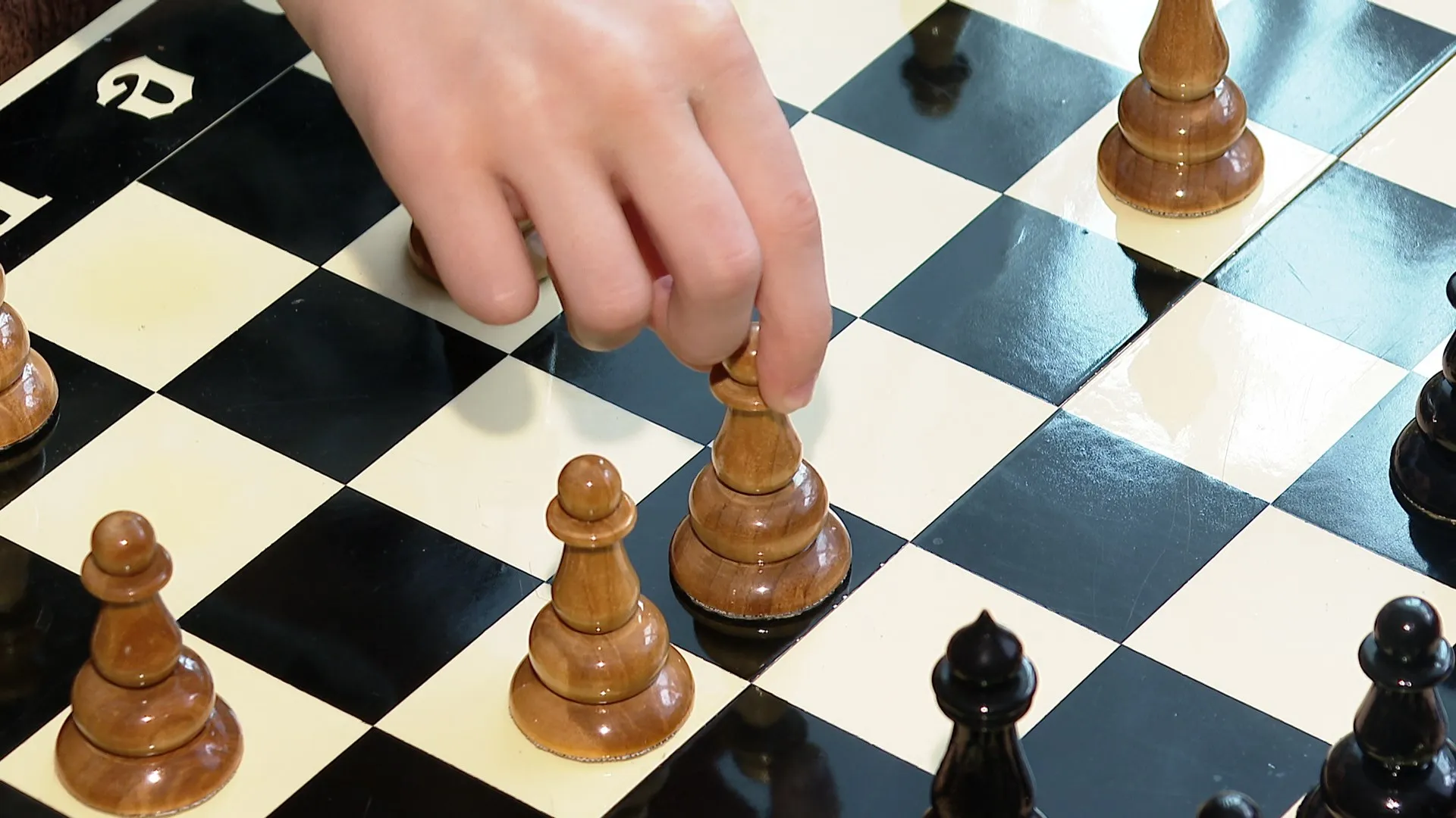 Именитый шахматист даст сеанс одновременной игры в Барнауле