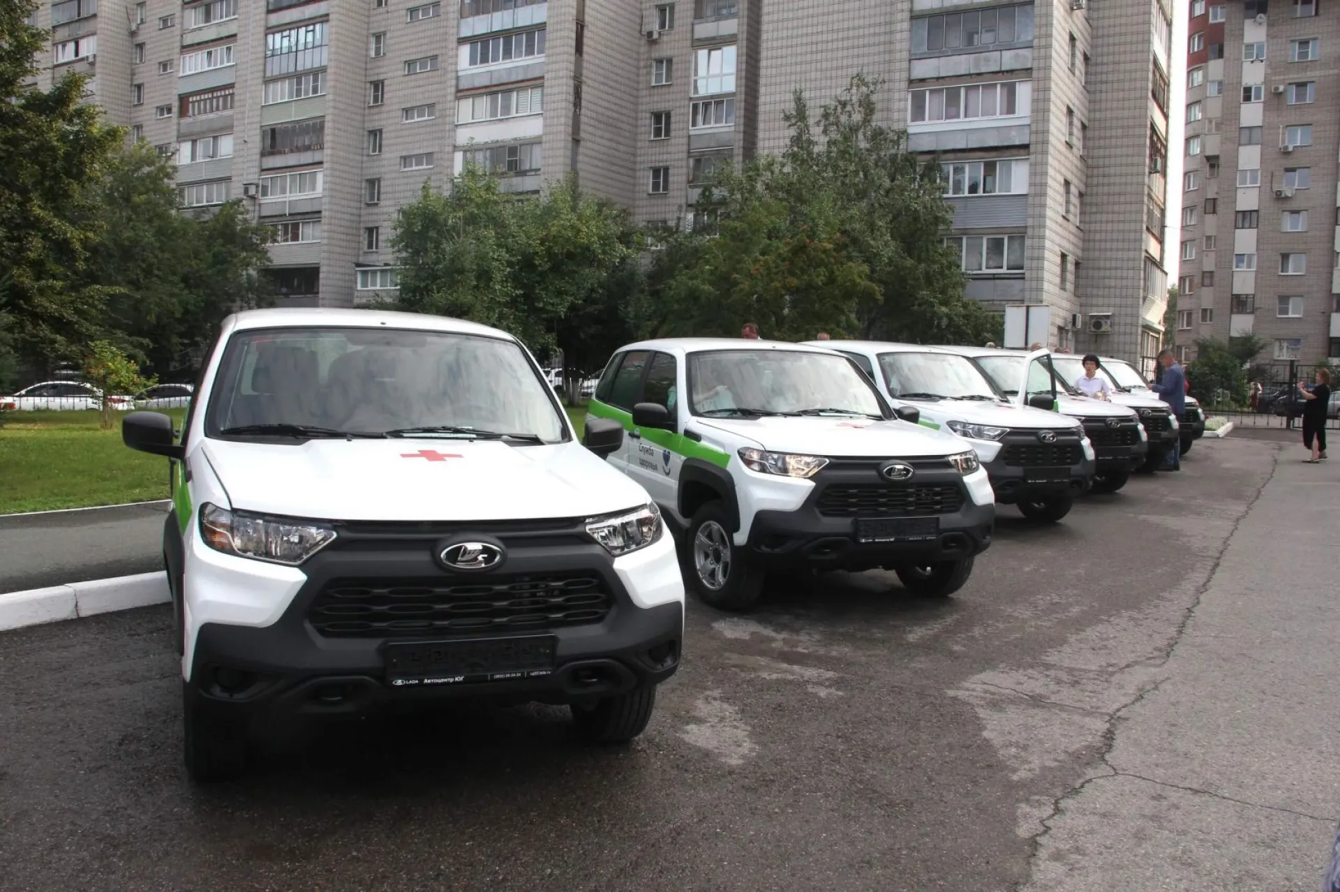 Медучреждения Алтайского края получили ключи от новых машин Медучреждения Алтайского края получили ключи от новых машин
