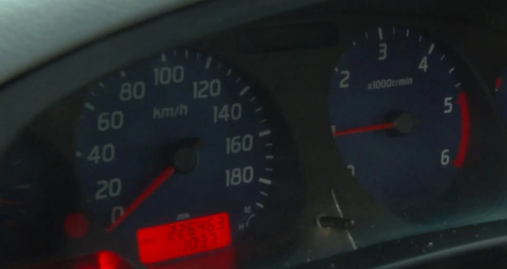 9-летнюю девочку сбили на пешеходном переходе в Барнауле