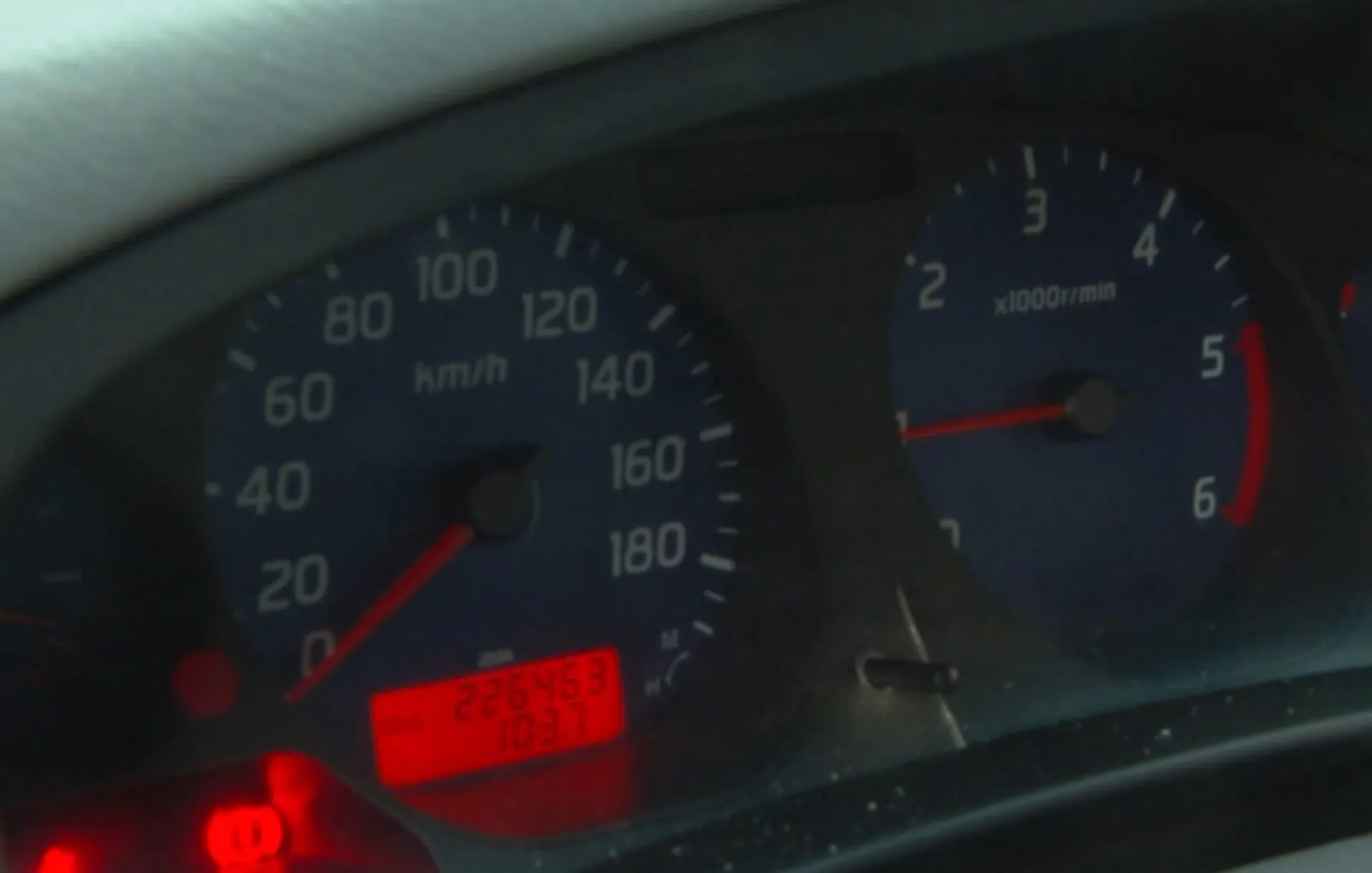 Водитель не справился с управлением на трассе в Алтайском крае 