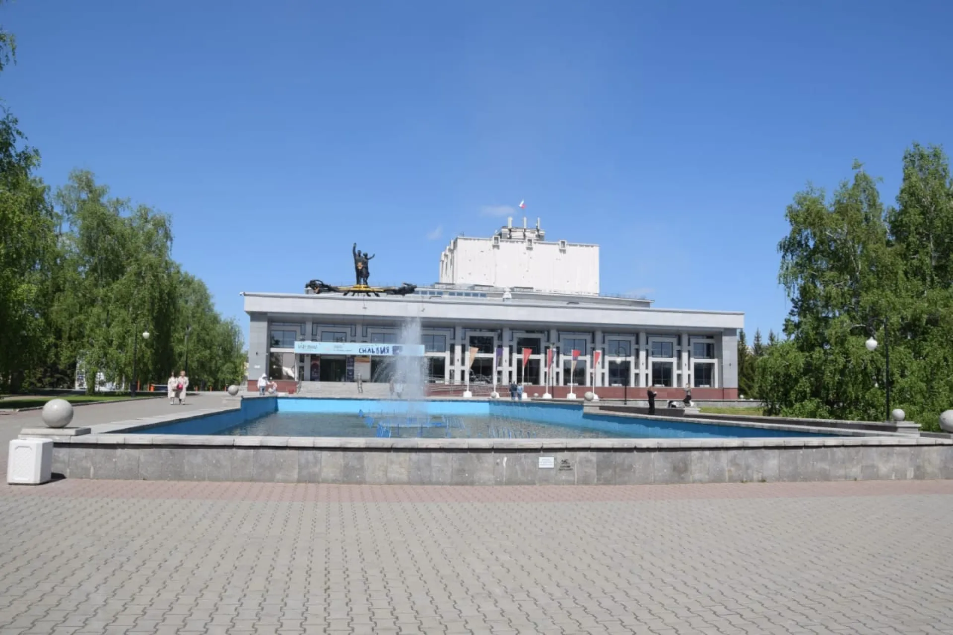 Театральный фестиваль по произведениям Василия Шукшина «Здравствуйте, люди!» начинается сегодня в Барнауле 