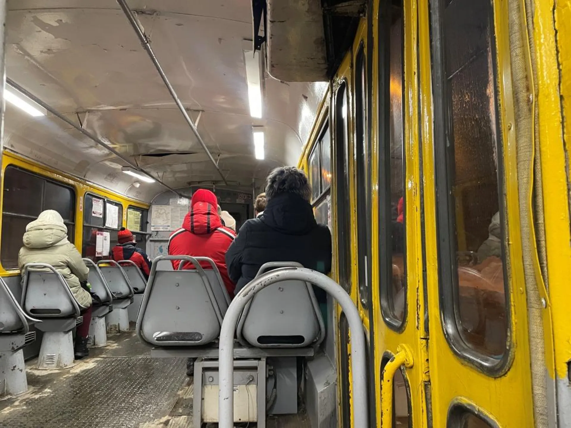 Как будет ходить общественный транспорт Барнаула в пасхальную ночь