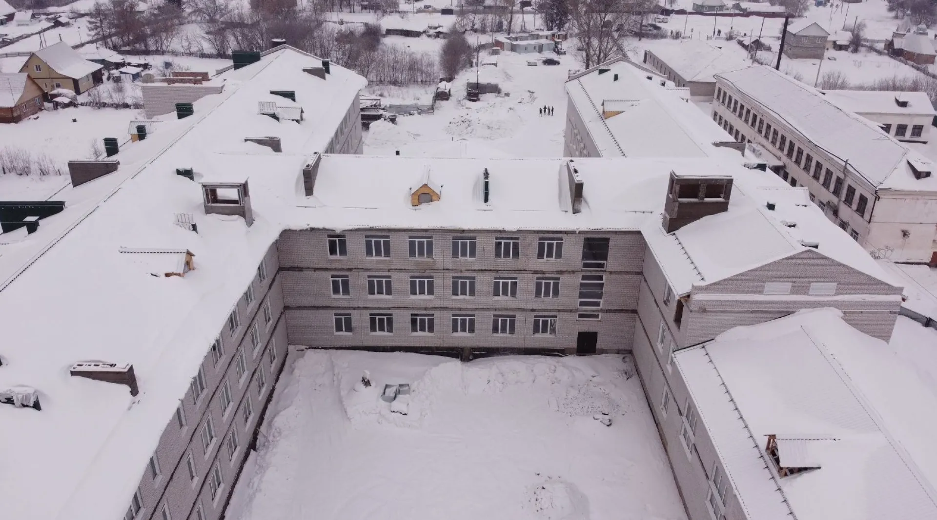 В Первомайском районе строится новая школа. Ход работ на контроле у губернатора Алтайского края