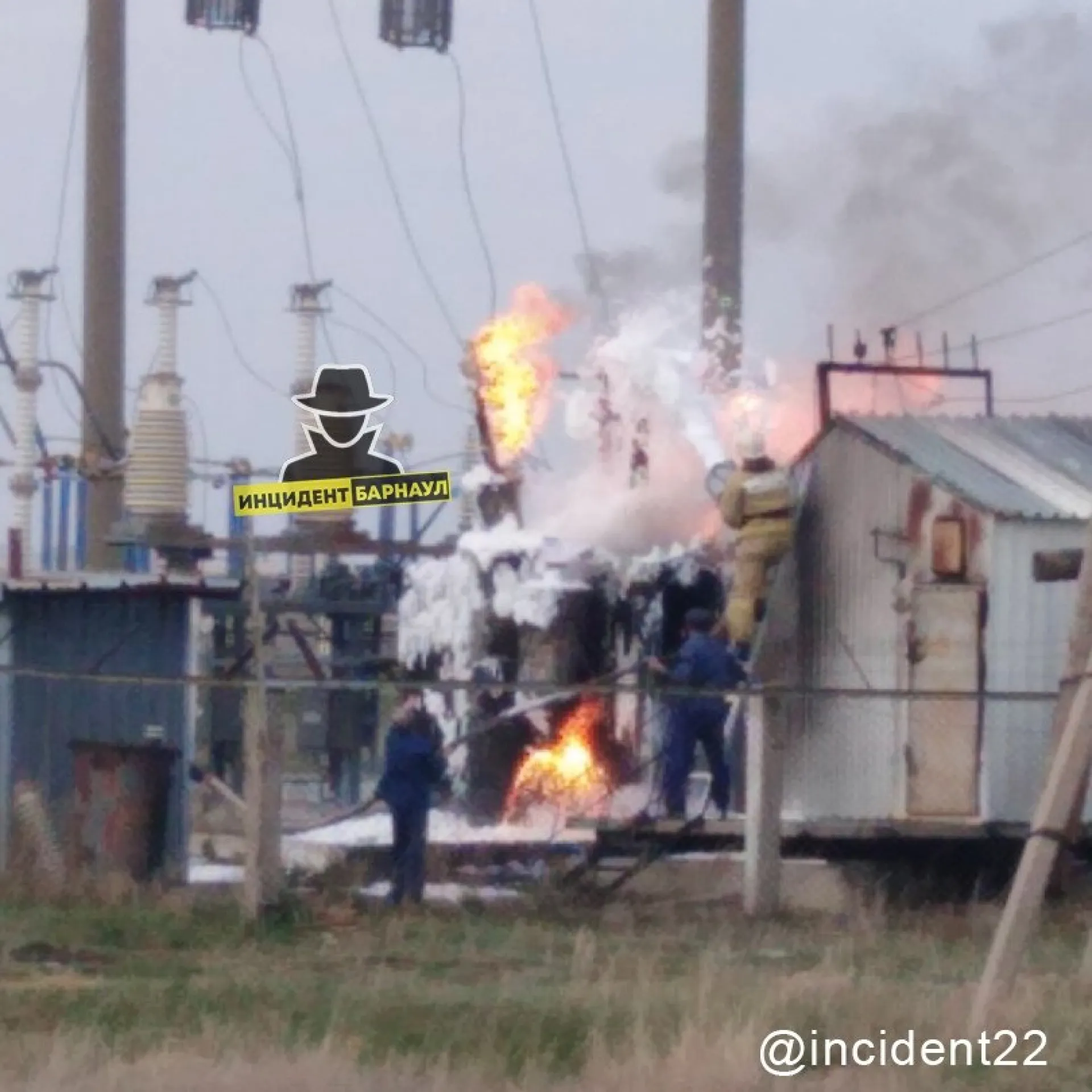 Электростанция сгорела в алтайском селе Электростанция сгорела в алтайском селе