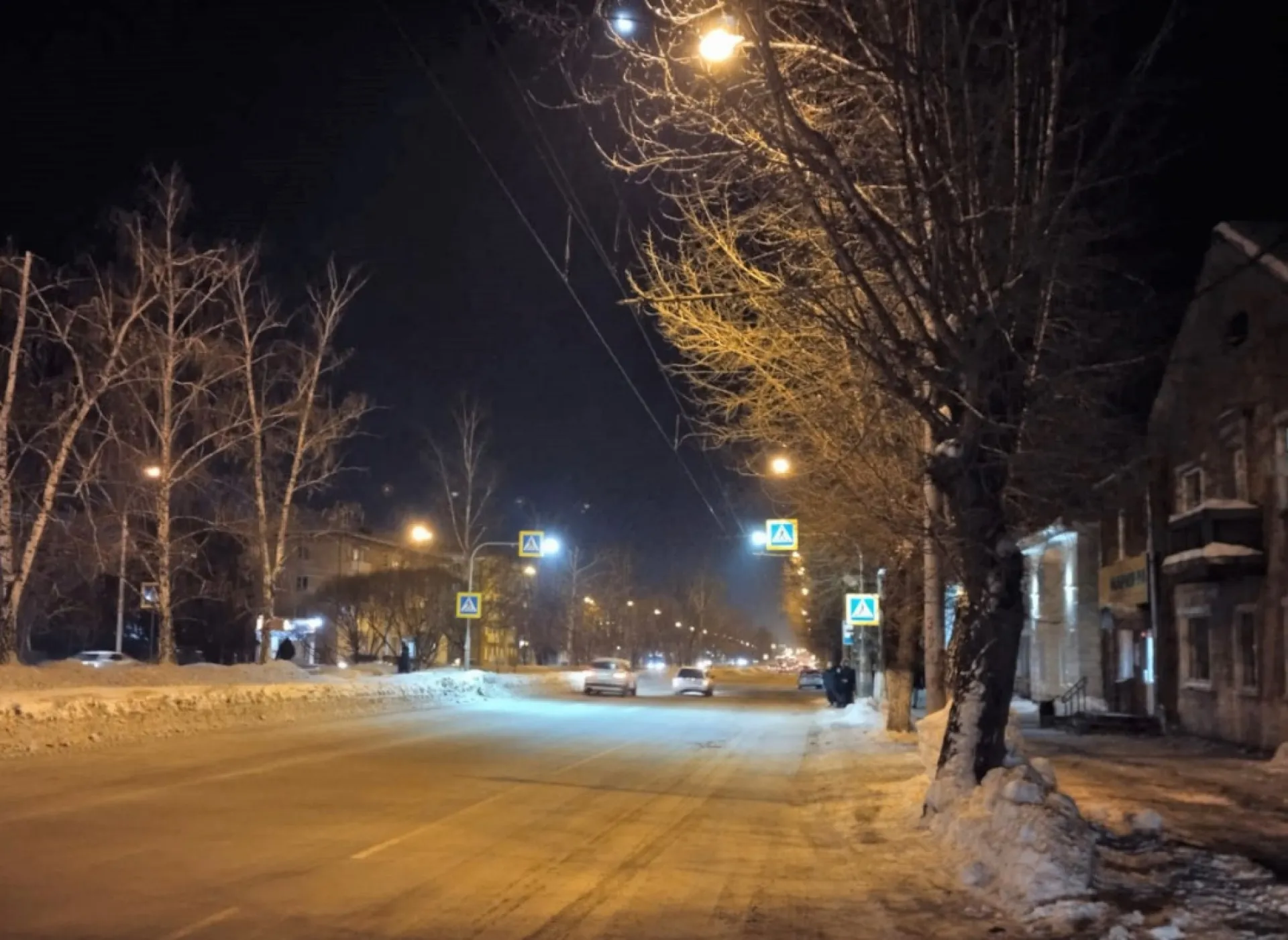 На пешеходных переходах Барнаула появится дополнительное освещение