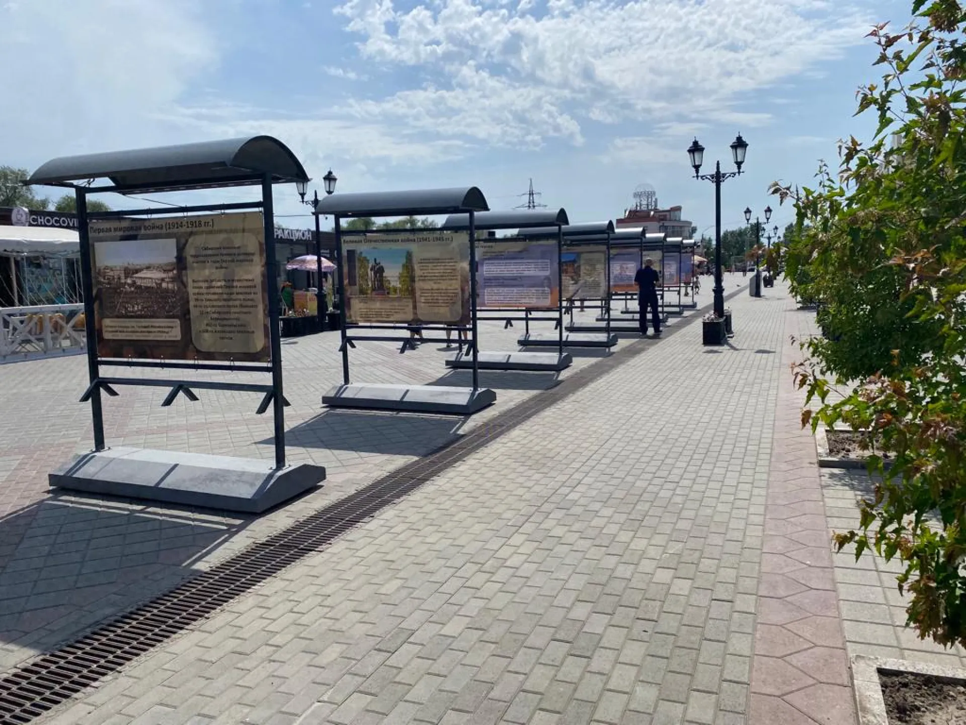Выставка, посвященная героям Алтайского края, открылась в Барнауле