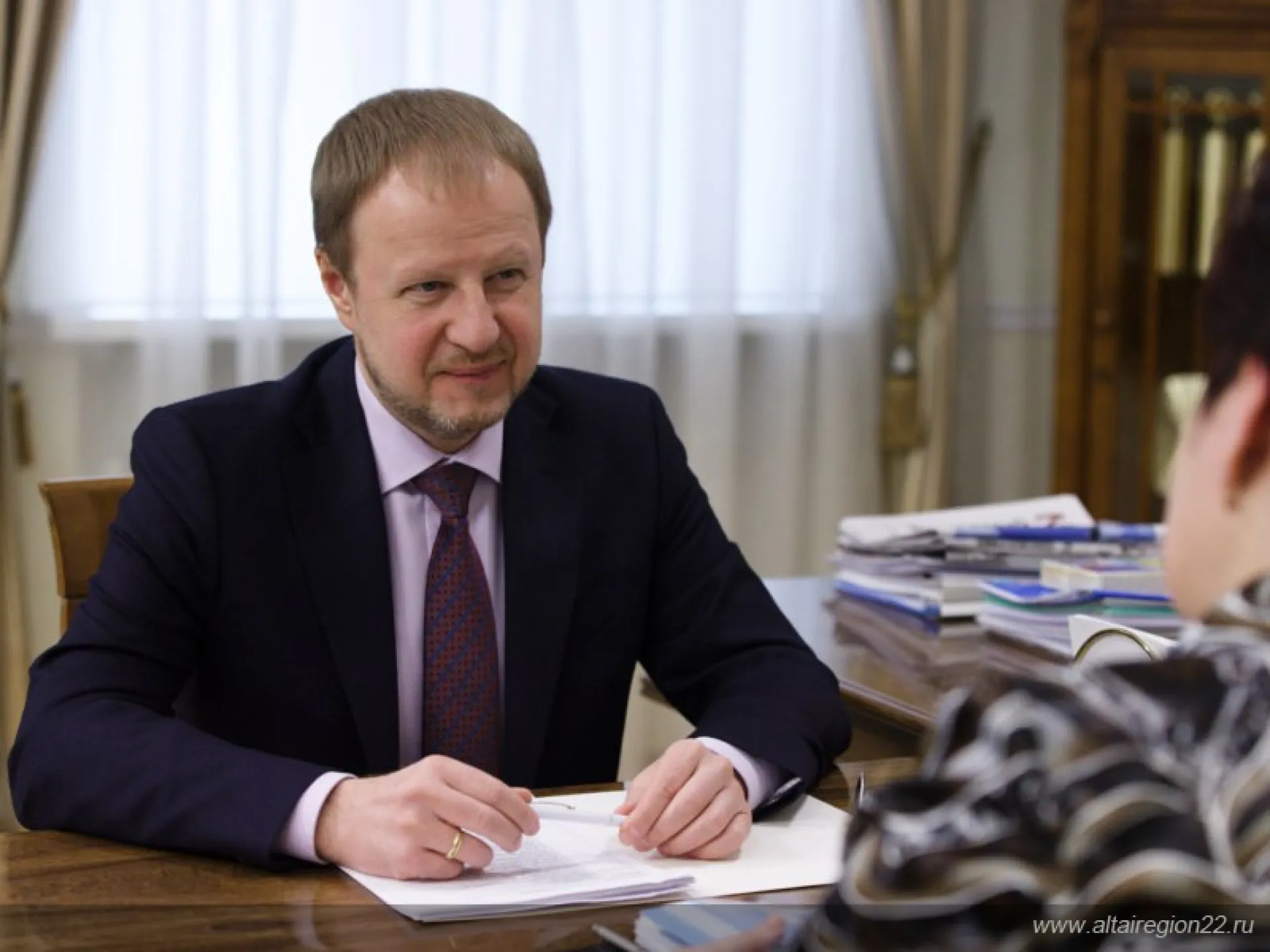 Виктор Томенко провёл рабочую встречу с главой Шипуновского района Татьяной Дороховой