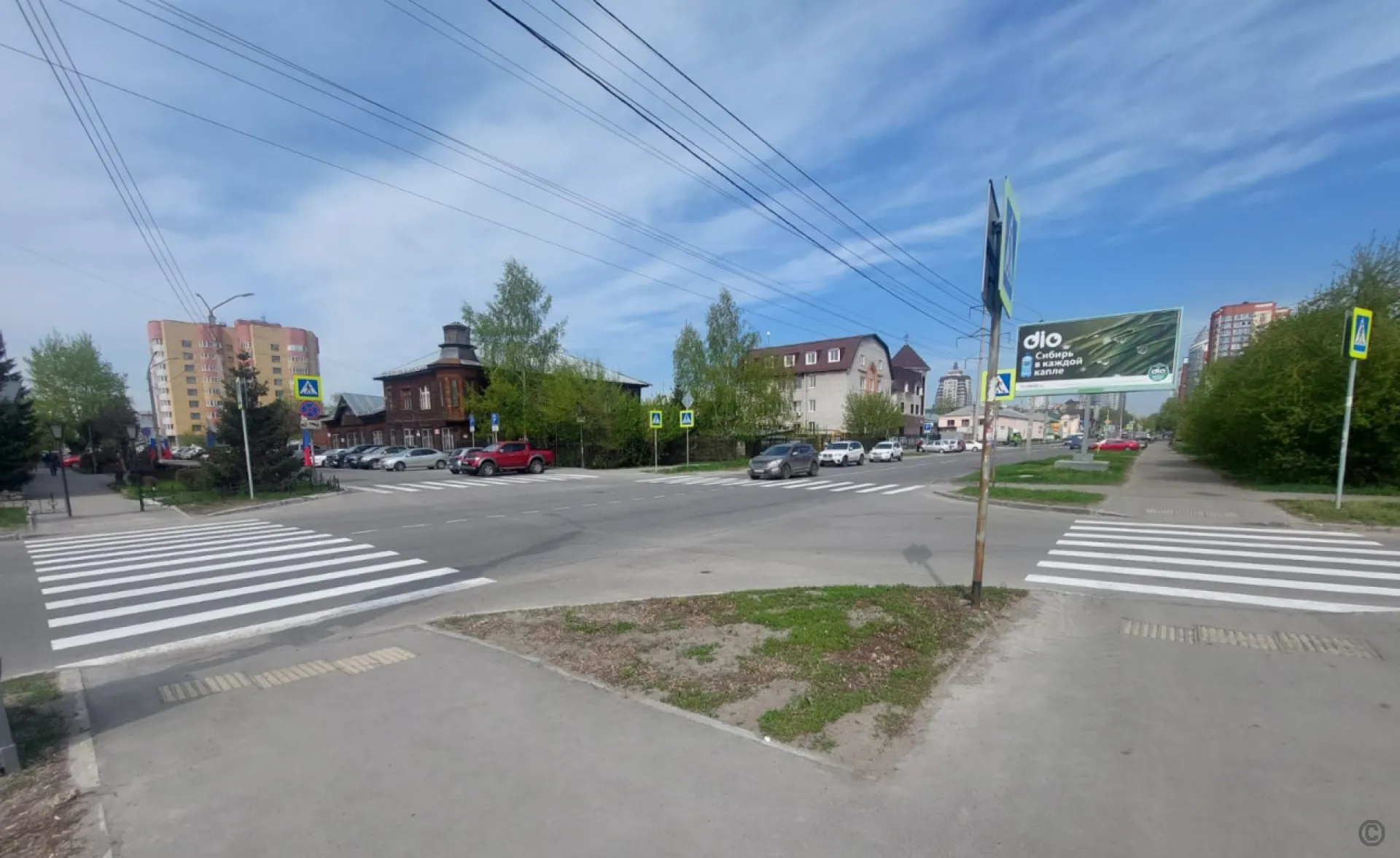 В Барнауле обновили дорожную разметку на городских улицах