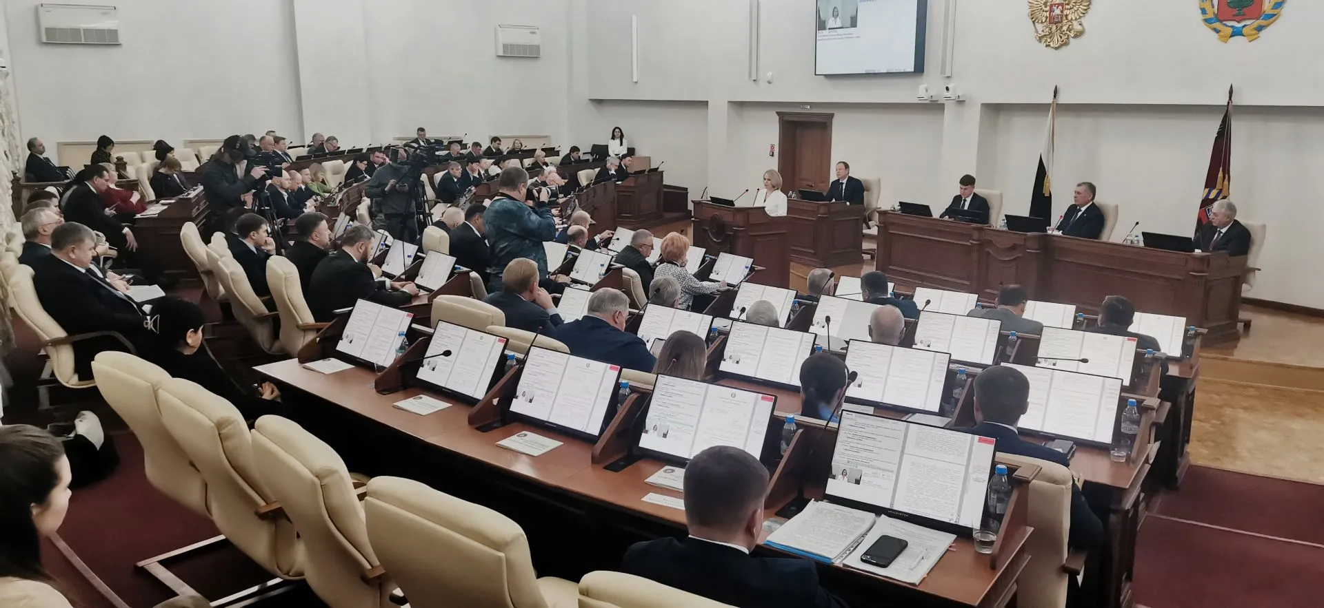 29-я сессия Алтайского краевого Законодательного Собрания проходит в Барнауле