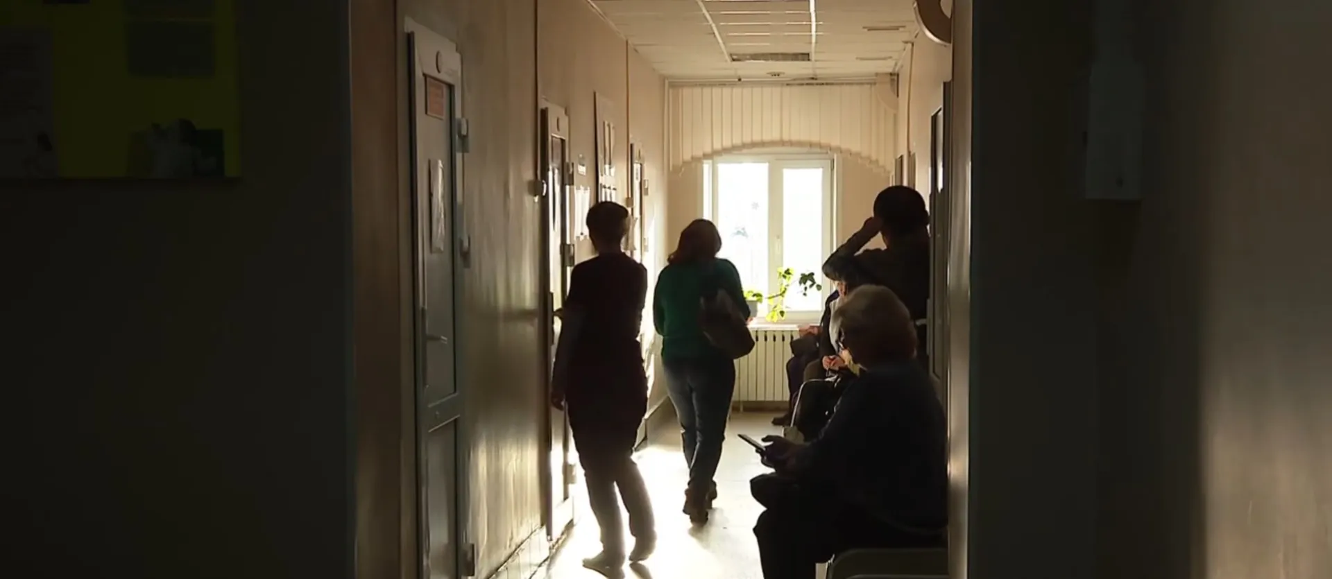Женскую консультацию на Шукшина, 9а переместят в здание родильного дома барнаульской БСМП № 2