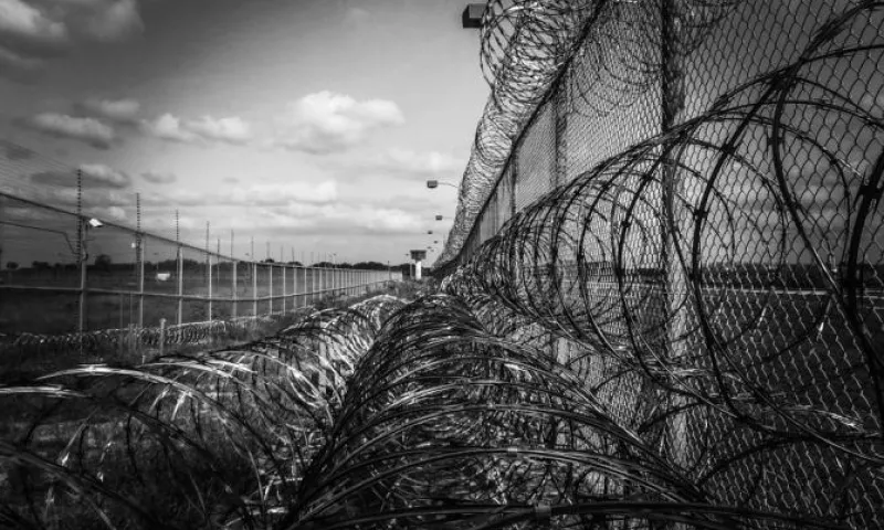Запрещённые предметы пытались пронести в исправительные колонии Алтайского края