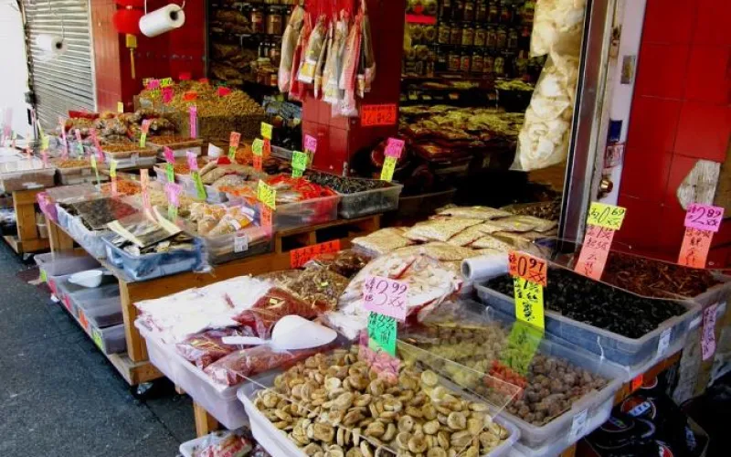 Рынок на проспекте Космонавтов в Барнауле продают более чем за 390 миллионов рублей 