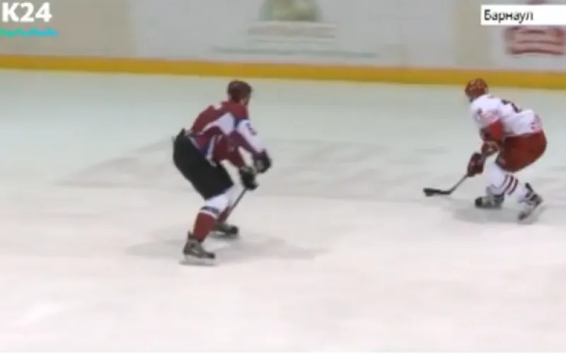 Хоккейный матч «Алтай» – «Ростов» состоялся в Барнауле