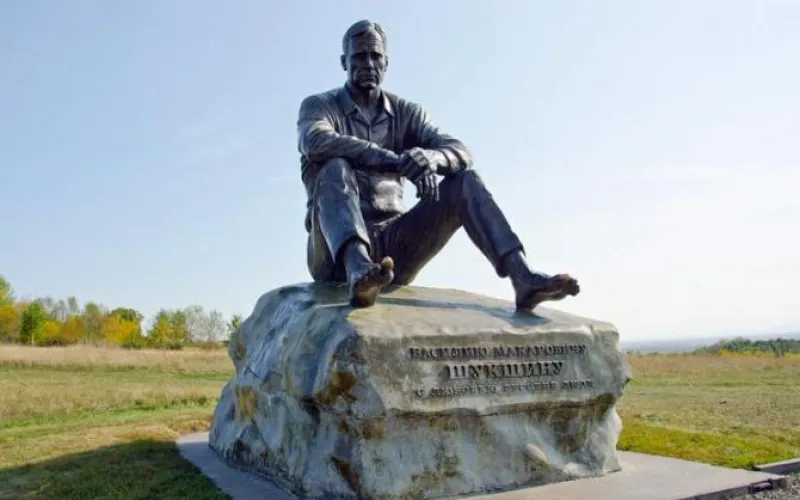 «Шукшинские дни на Алтае» посетят Пелагея и Виктор Мережко