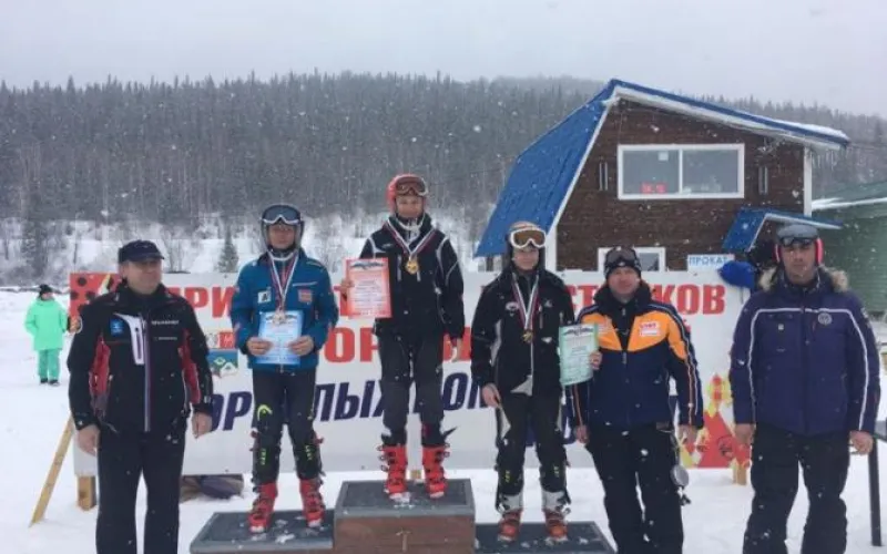Горнолыжники из Алтайского края стали призерами всероссийских детско-юношеских соревнований «Олимпийские надежды»