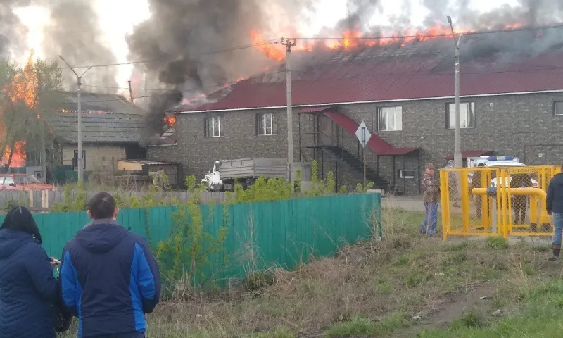 Серьёзный пожар произошёл в Бийске