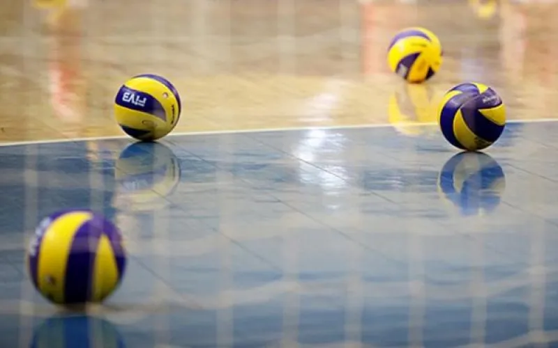 Неожиданная концовка: барнаульский «Университет» встретился с лидером сезона