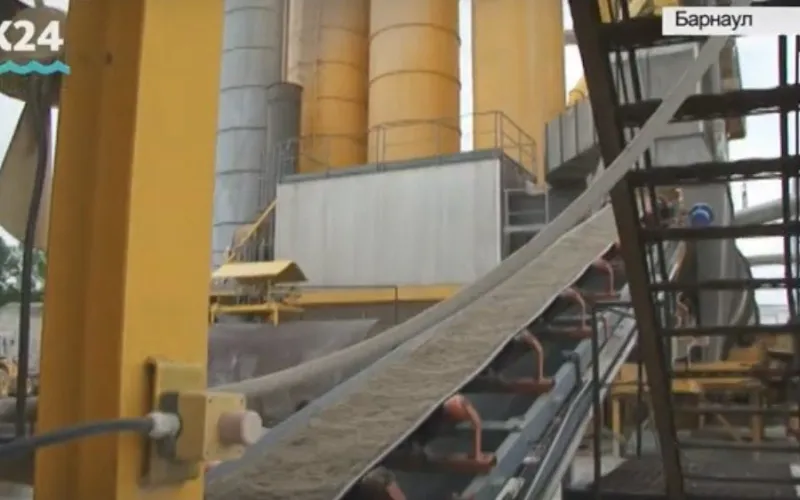 Специалисты провели проверку на асфальтобетонном заводе ДСУ-4 в Барнауле