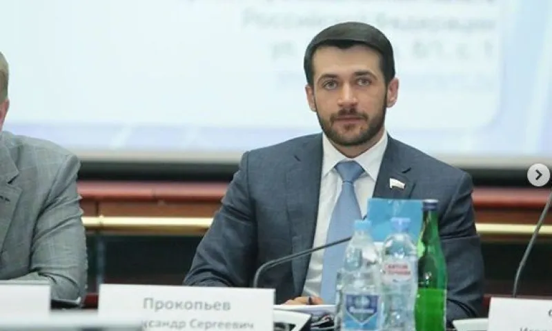 Алтайский депутат попал в рейтинг самых привлекательных депутатов, по мнению Ксении Собчак