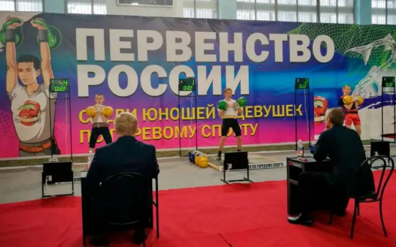 Алтайские гиревики выиграли 5 золотых медалей на первенстве России 