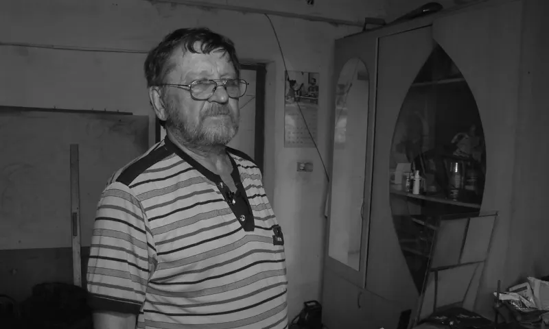 Умер автор скульптуры коня в пальто рубцовчанин Александр Долгий