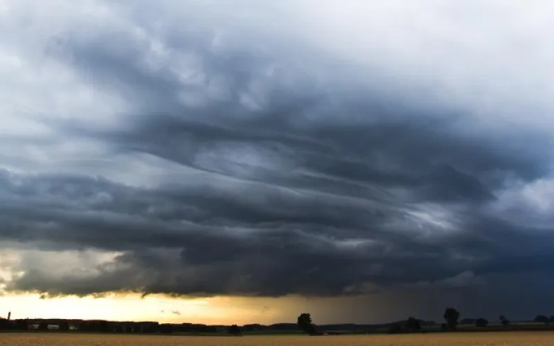 Сильный шторм надвигается на Алтайский край и Барнаул