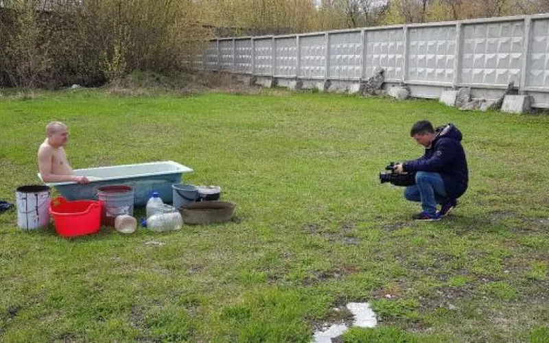 Клип об отключении горячей воды сняли в Барнауле
