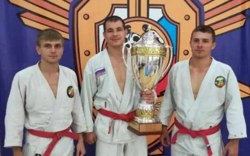 Сотрудники алтайского УФСИН стали победителями на чемпионате Сибири по рукопашному бою