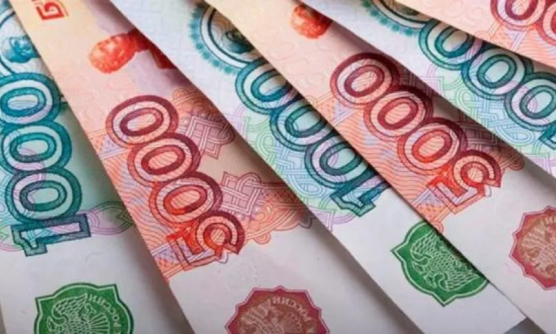 Наличные можно будет снять на кассах российских магазинов