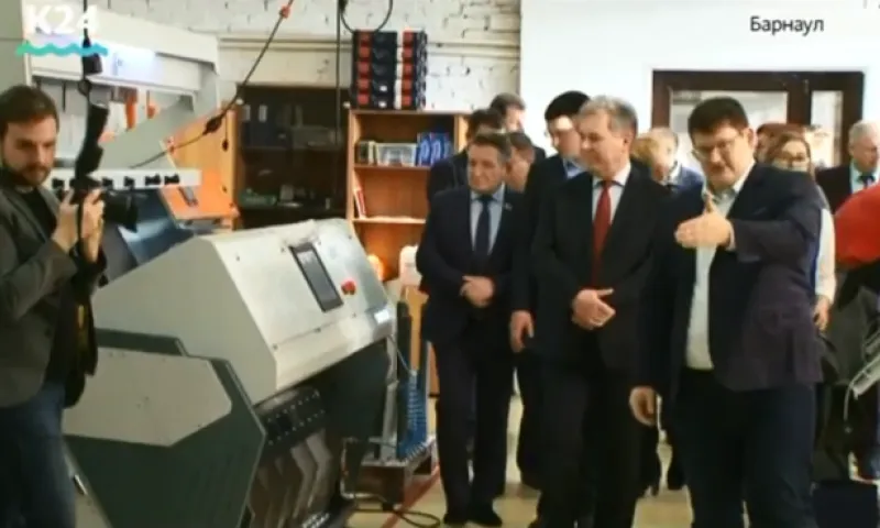 Новые аппараты автоматической сортировки мусора показали в Алтайском крае