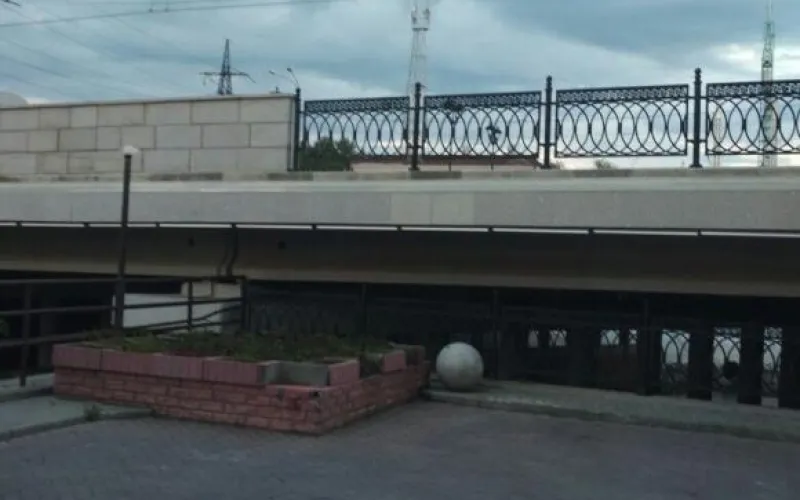 Мэрию Барнаула оштрафовали за мост через Барнаулку 