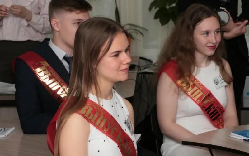 Александр Карлин: в Алтайском крае молодые люди могут реализовать себя практически в любой профессии