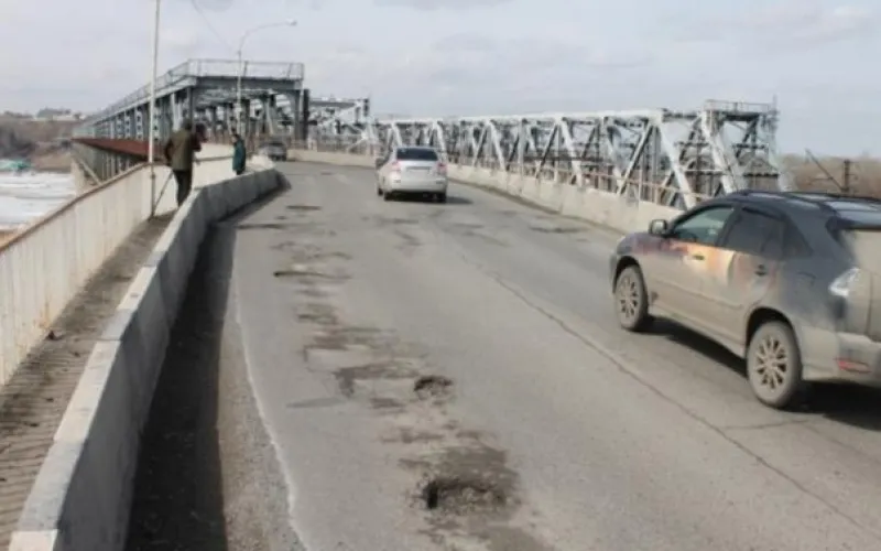 Старый мост в Барнауле могут закрыть через 2 недели