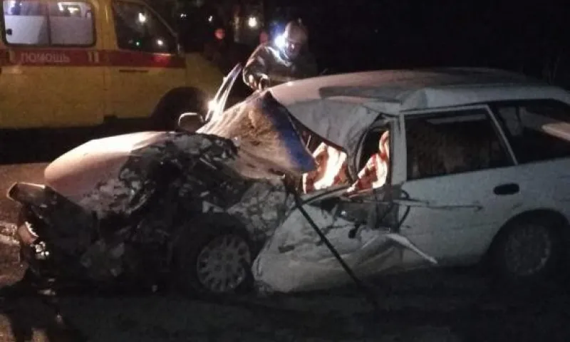 Пьяный водитель уснул за рулем и устроил ДТП в Бийске