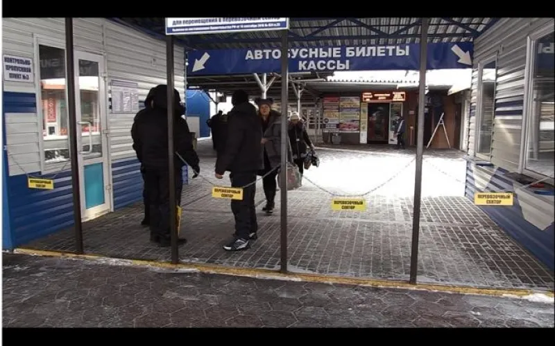 Провожающих не будут пускать на перрон Барнаульского автовокзала