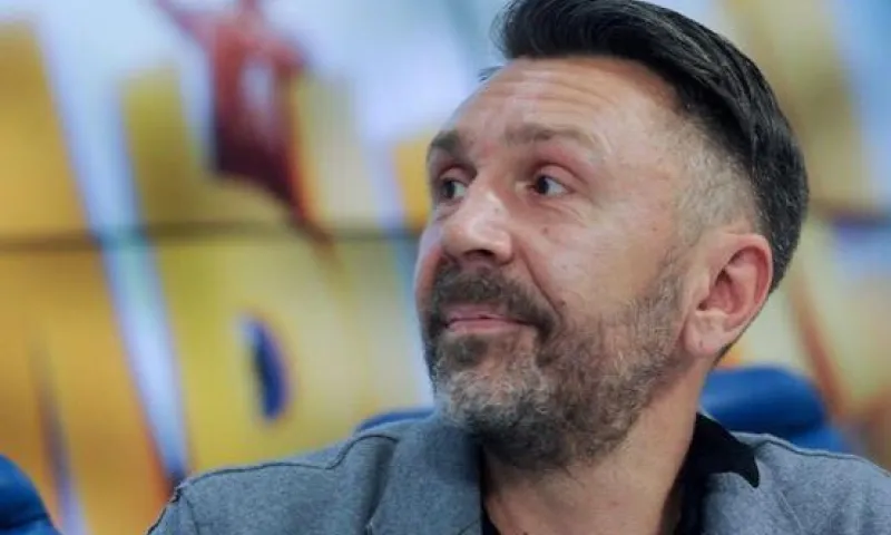 Сергей Шнуров посвятил стихотворение барнаульскому планетарию