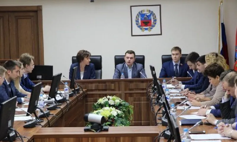 Нужны ли выдвиженцы от партий в Молодежном Парламенте Алтайского края?